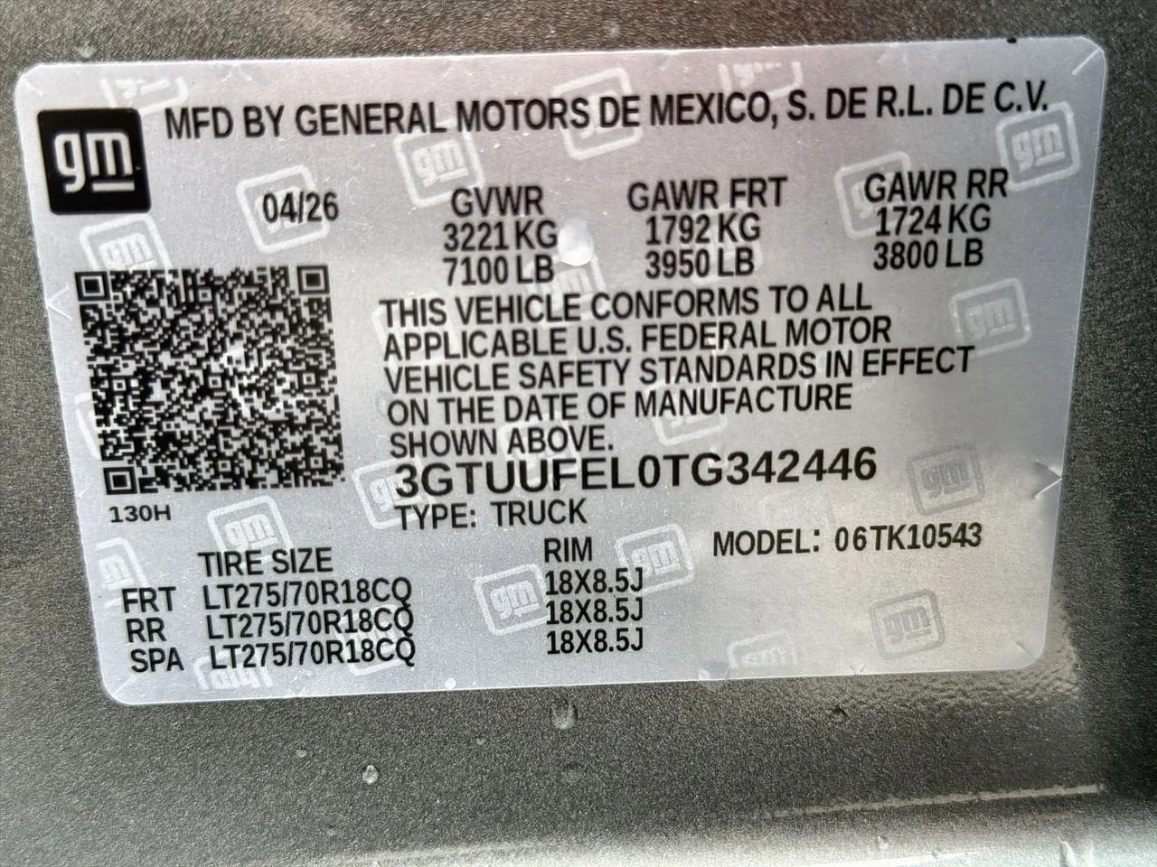 New 2026 Sterling Metallic GMC AT4X image 29