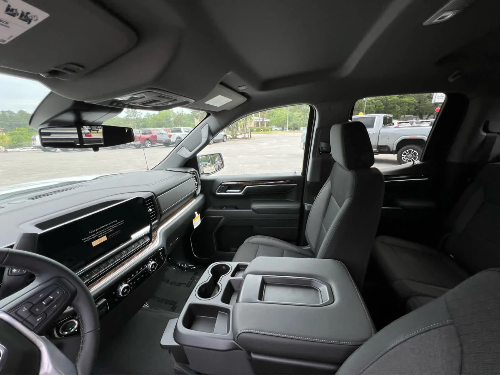 New 2026 Summit White GMC SLE image 11