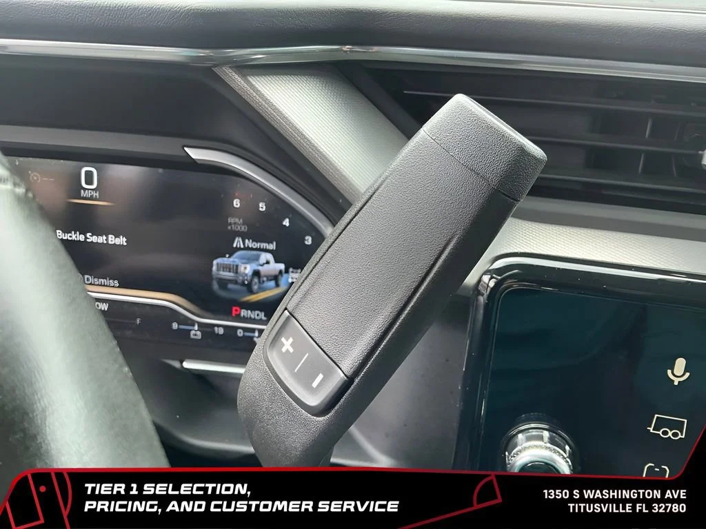 Used 2024 Onyx Black GMC Denali image 34