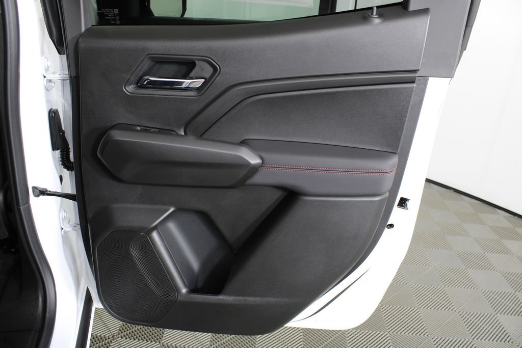 2026 Chevrolet Colorado Z71 - Photo 9