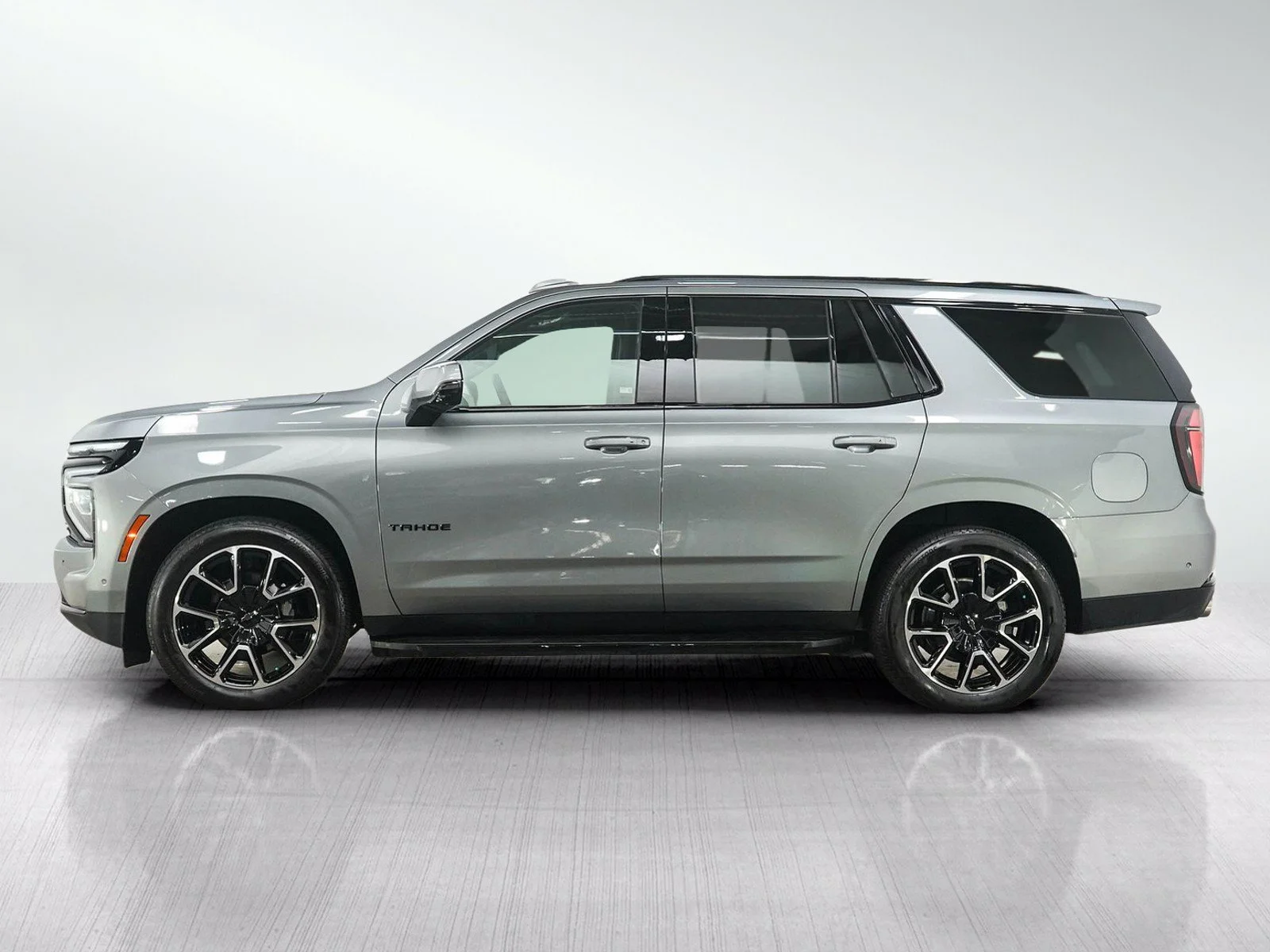 Used 2026 Chevrolet Tahoe RST with VIN 1GNS6RKL0TR105809 for sale in Bloomington, Minnesota