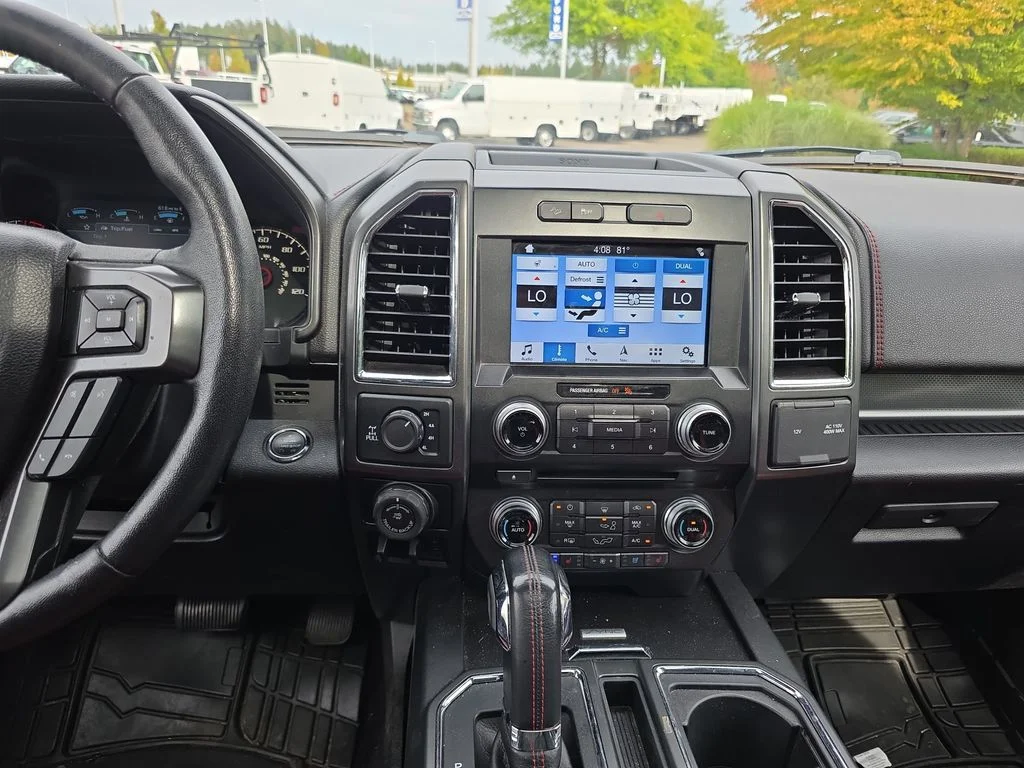 Used 2016 Silver Ford Lariat image 23