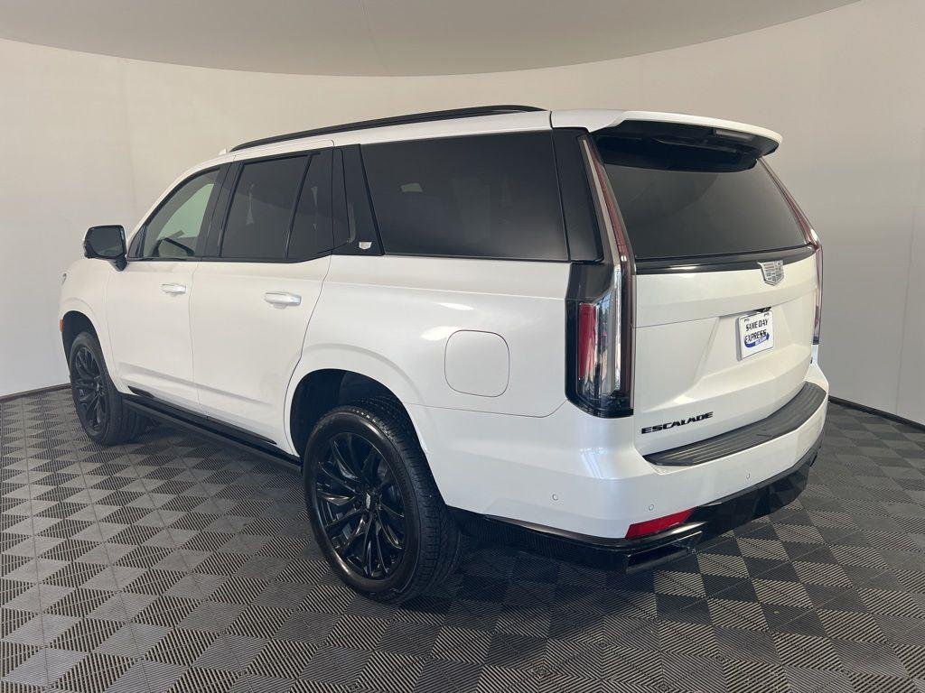 Used 2021 Crystal White Cadillac Sport image 35