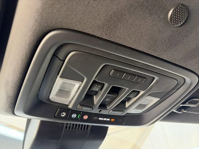 New 2026 White GMC AT4X image 25