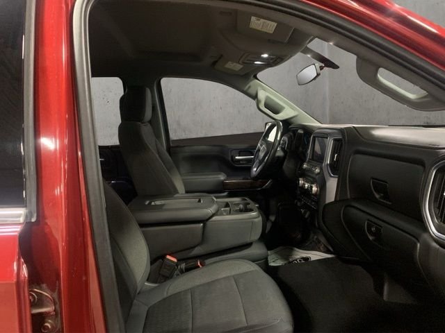 Used 2019 Red GMC SLE image 17