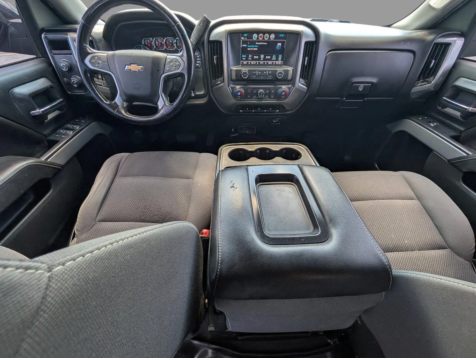 Used 2018 Black Chevrolet LT image 30