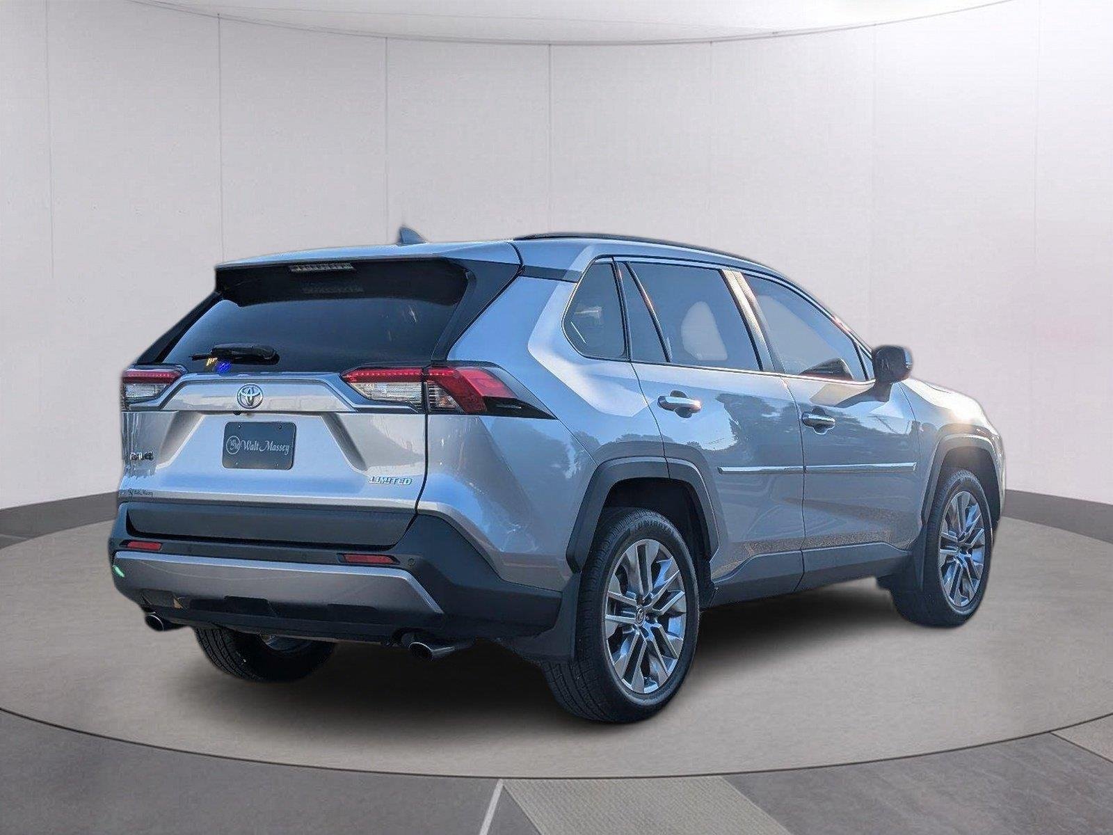 Used 2020 Silver Sky Metallic Toyota Limited image 7