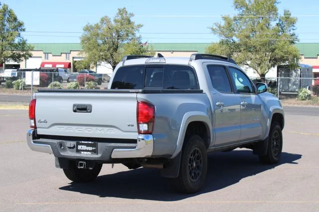 Used 2019 Silver Toyota SR5 image 5