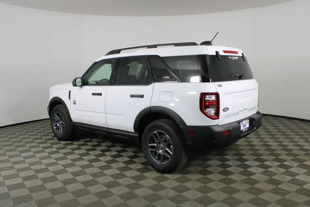 New 2026 White Ford Big Bend image 4