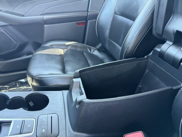 Used 2022 Black Metallic Ford SEL image 21