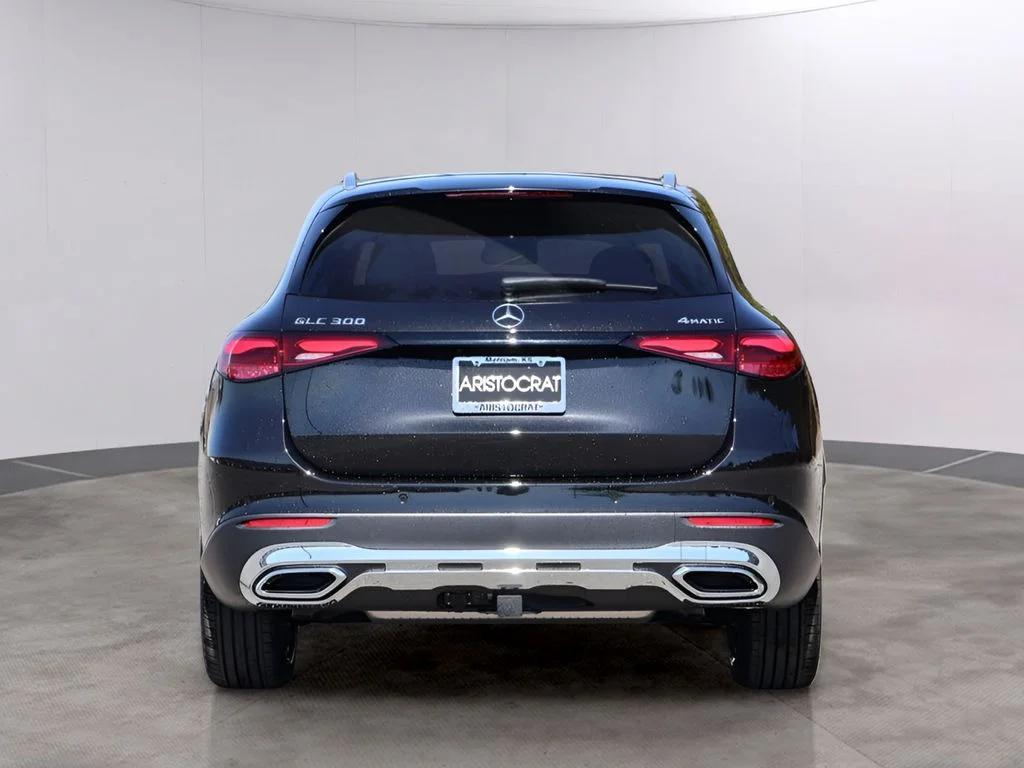 New 2026 Obsidian Black Metallic Mercedes-Benz GLC 300 image 6