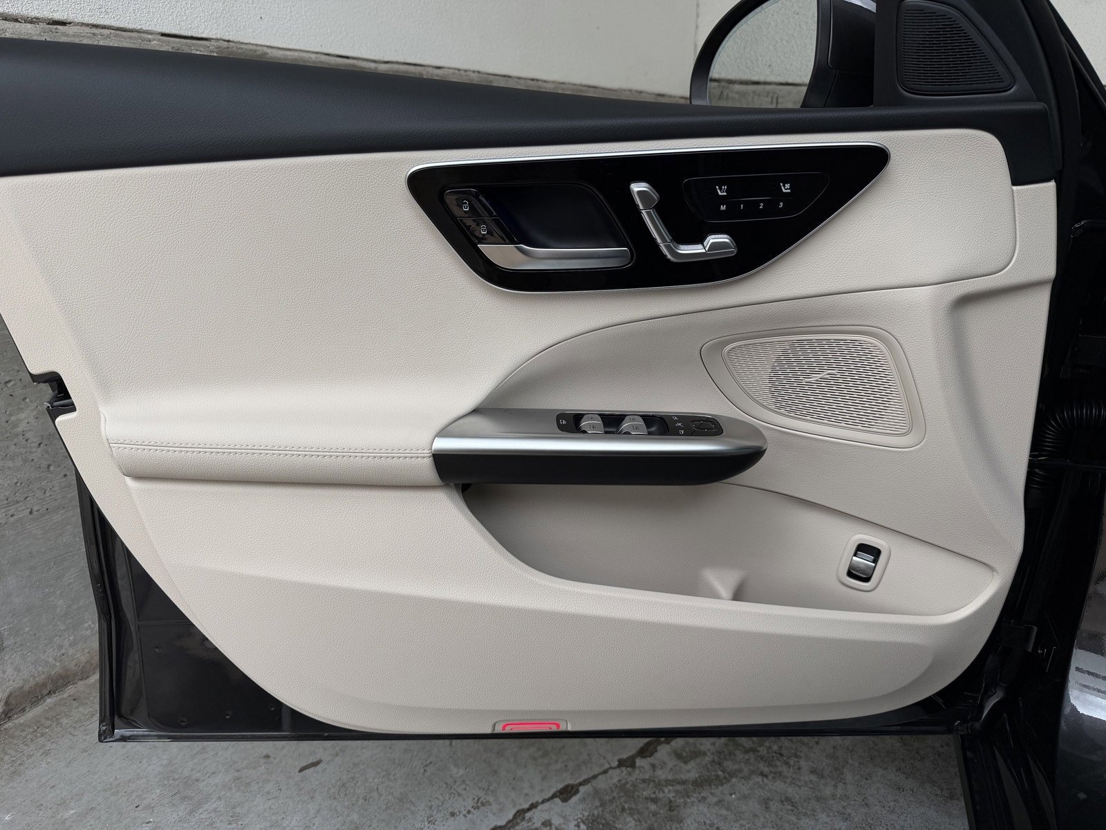 New 2026 Graphite Grey Metallic Mercedes-Benz C 300 image 36