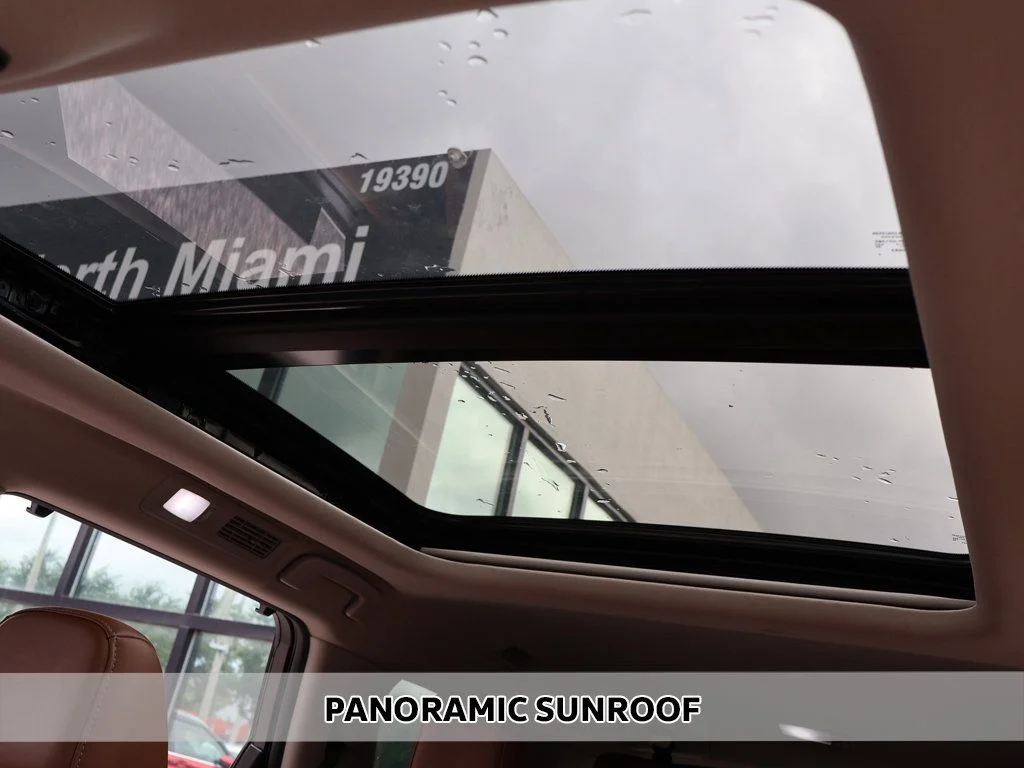 Used 2024 White Nissan Platinum image 11