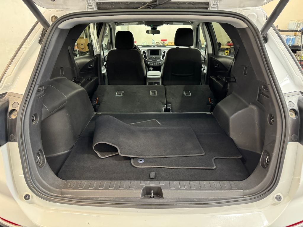Used 2024 White Chevrolet LT image 7