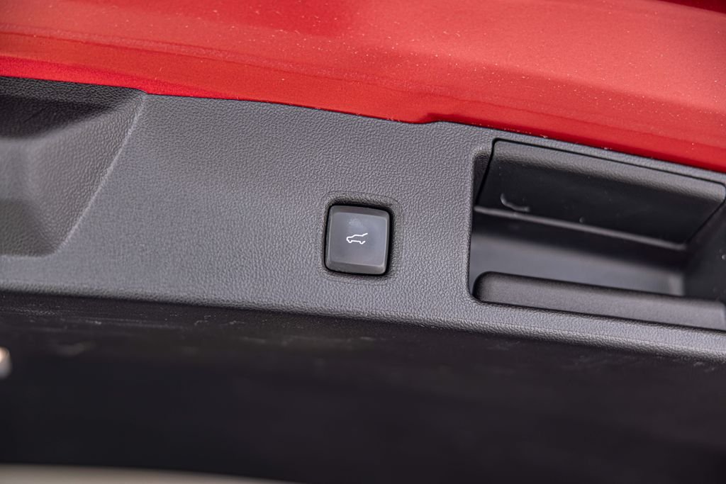 Used 2024 Red Ford Platinum image 18