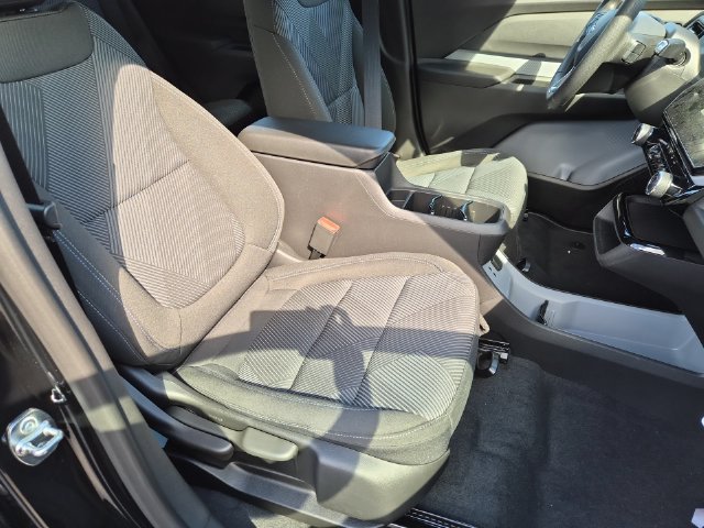 2027 Chevrolet Bolt LT - Photo 24