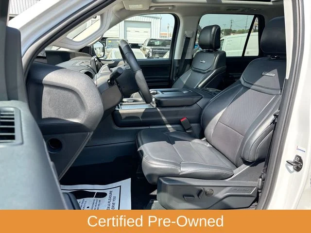 Used 2025 White Ford Platinum image 17