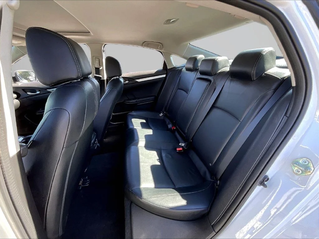 Used 2020 White Honda Touring image 22