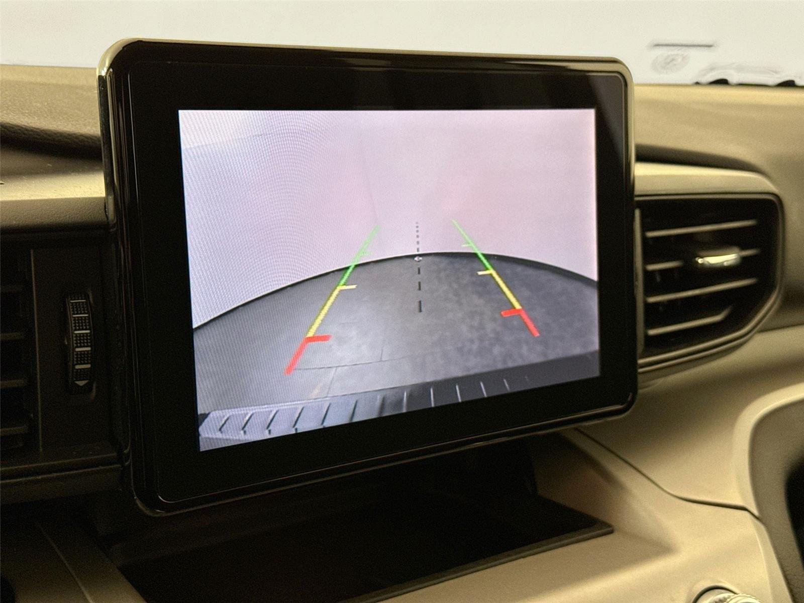Used 2023 Agate Black Ford XLT image 23