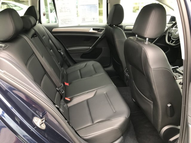 Used 2016 Night Blue Metallic Volkswagen TSI Limited Edition image 29
