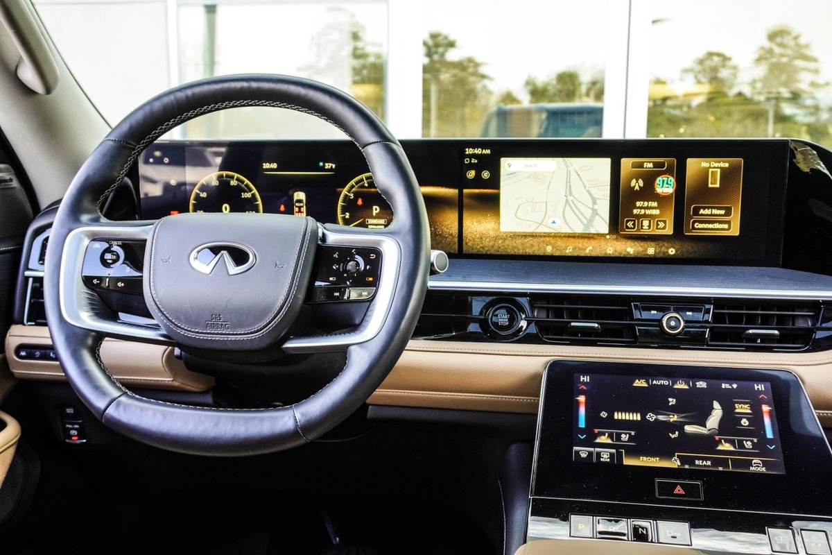 Used 2025 Silver INFINITI SENSORY image 14