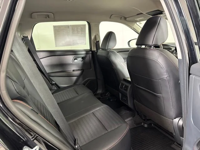 Used 2026 Black Nissan Rock Creek image 5