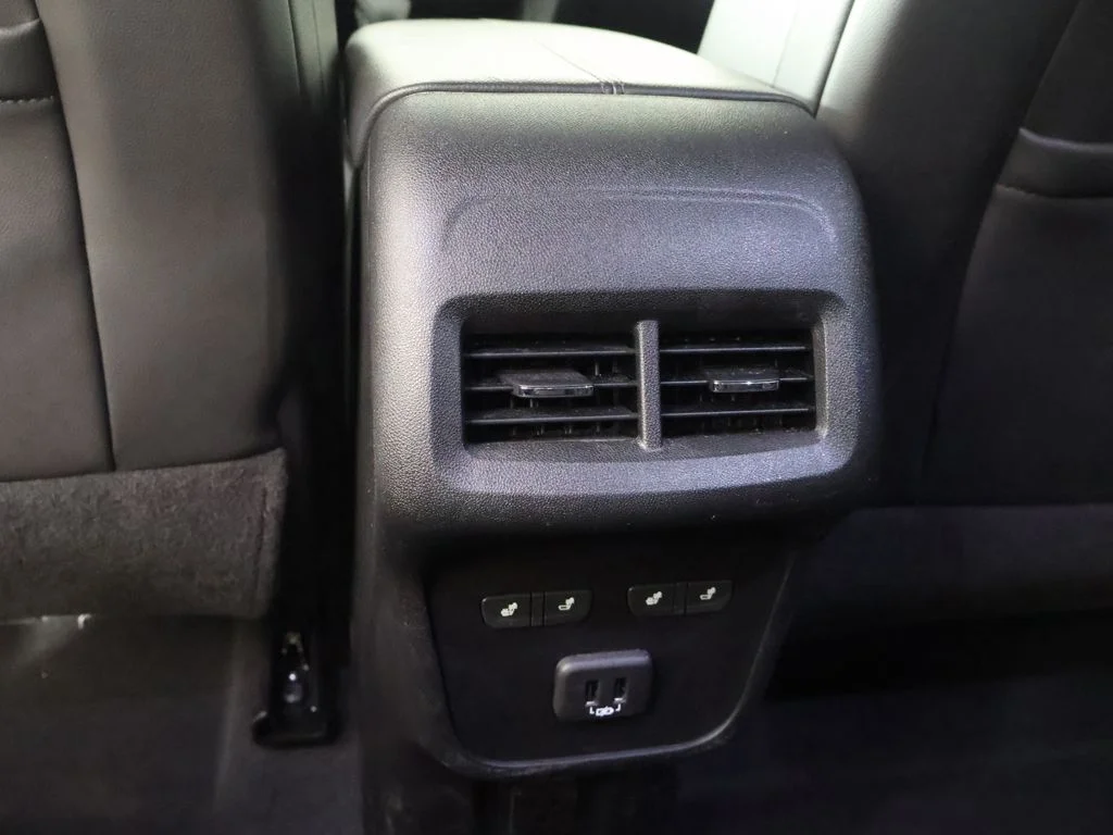 Used 2022 Black Chevrolet Premier image 43