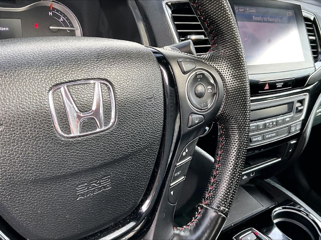 Used 2023 Gray Honda Black Edition image 21