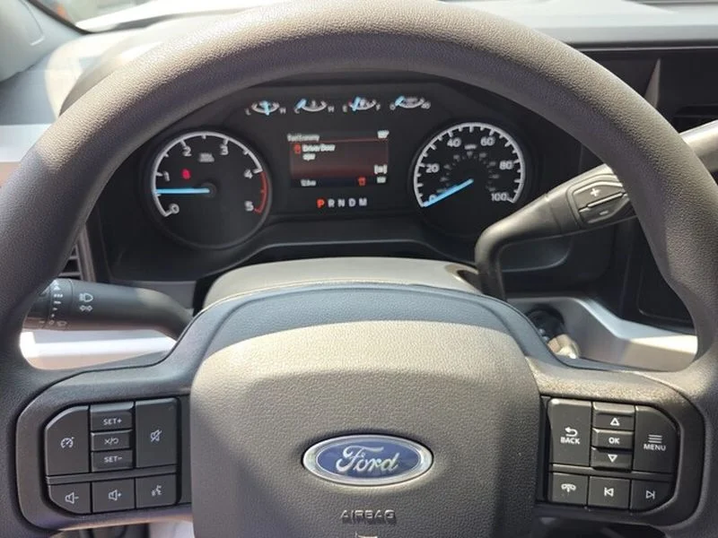 New 2026 Oxford White Ford F-250® XLT image 23