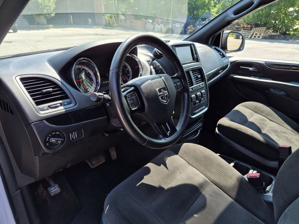 Used 2018 White Dodge SE Plus image 16