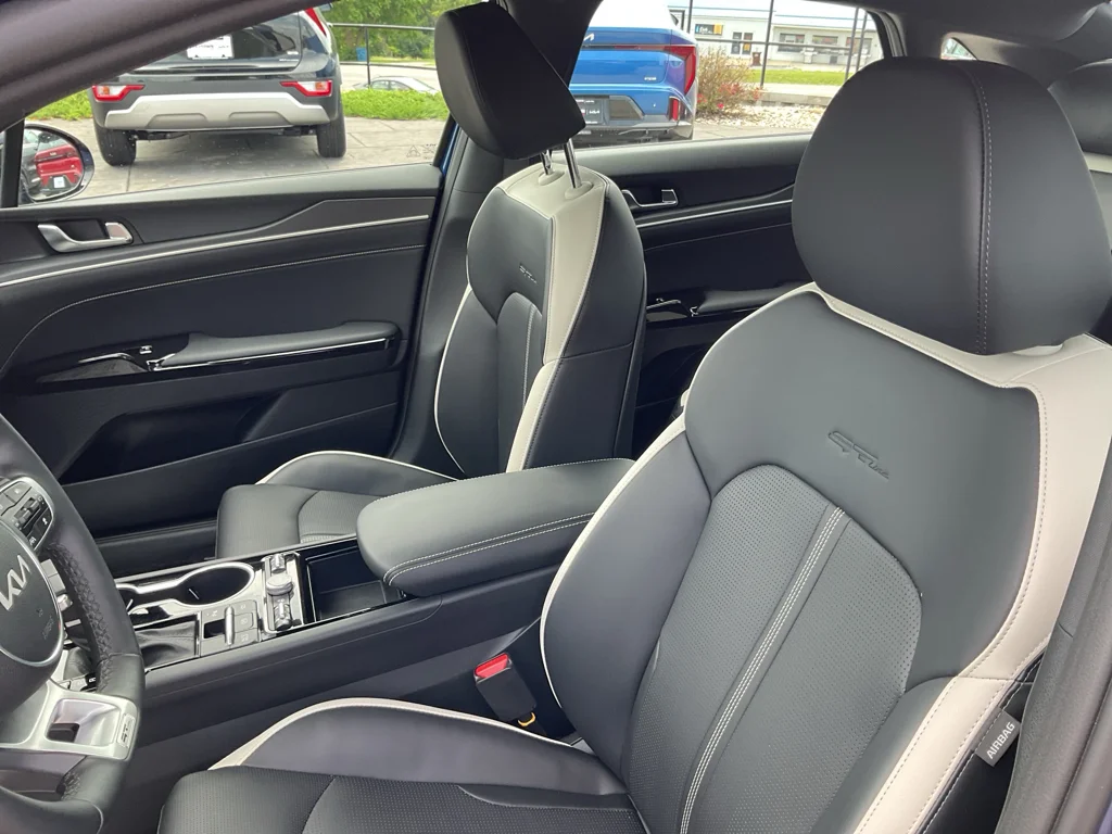 Used 2026 Yacht Blue Kia GT-Line image 20