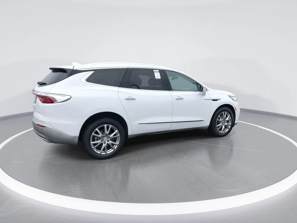 Used 2023 White Buick Essence image 8
