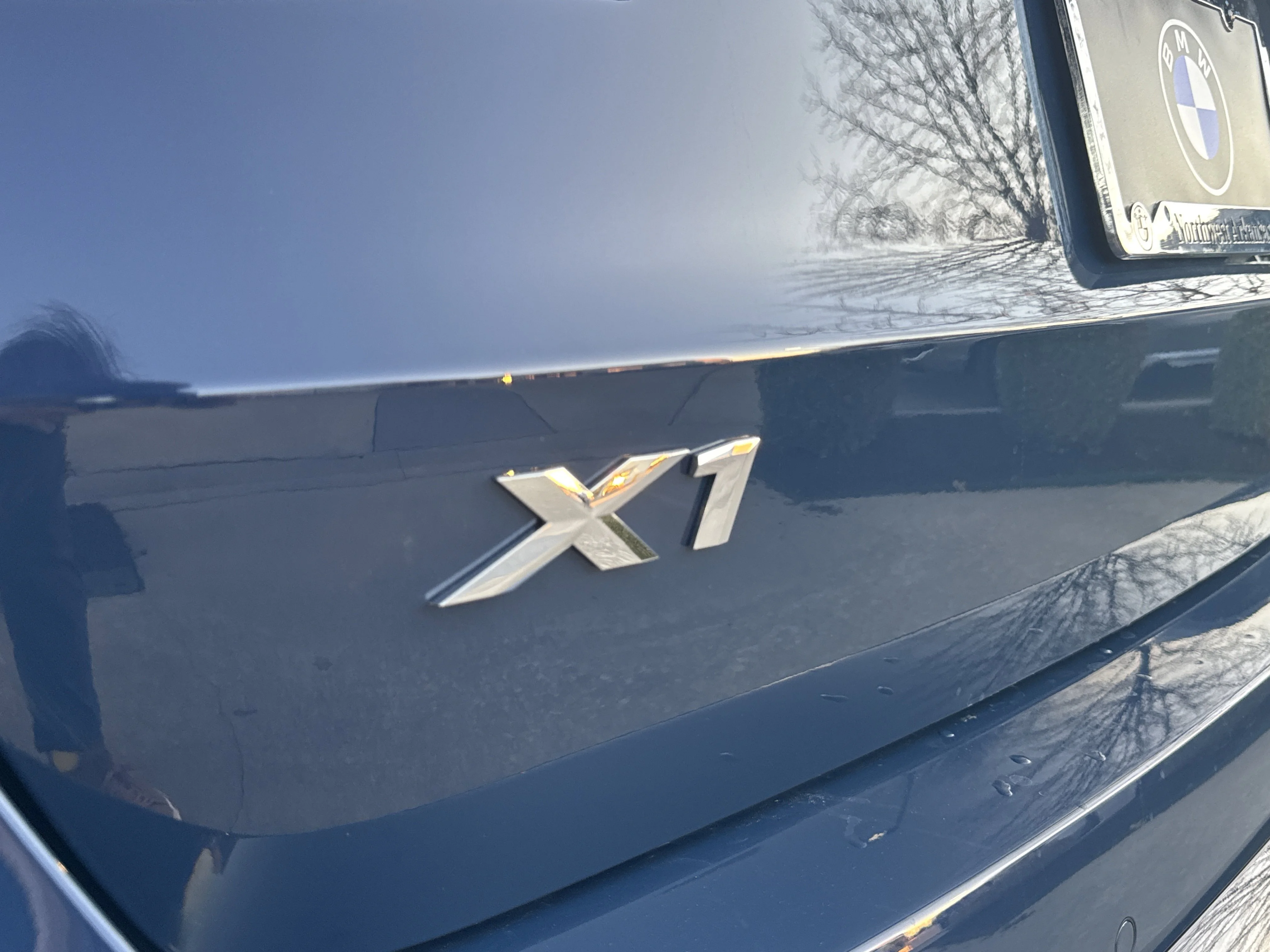 New 2026 0C7R Night Dusk Blue Metallic BMW xDrive28i image 8