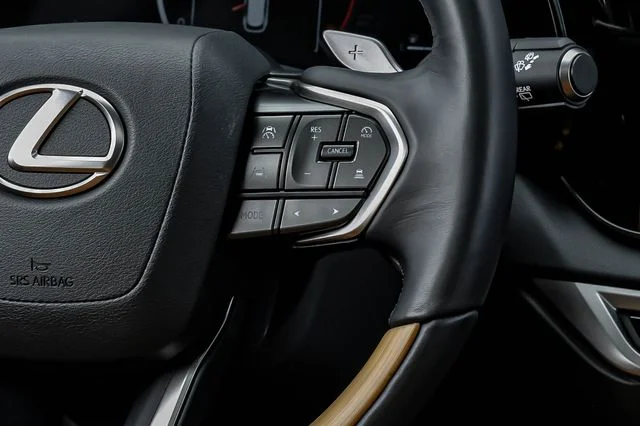 Used 2025 Black Lexus 350 Premium Plus image 25