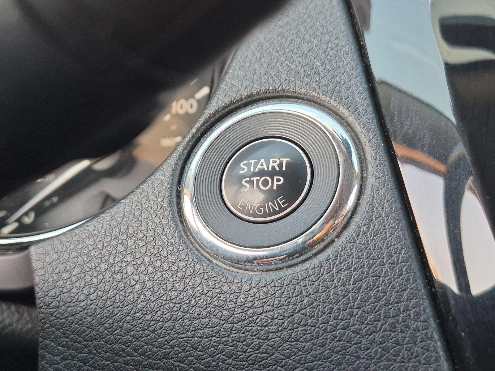 Used 2018 Magnetic Black Nissan SL image 30