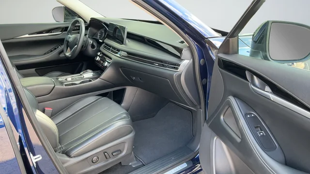 Used 2025 Blue INFINITI PURE image 23