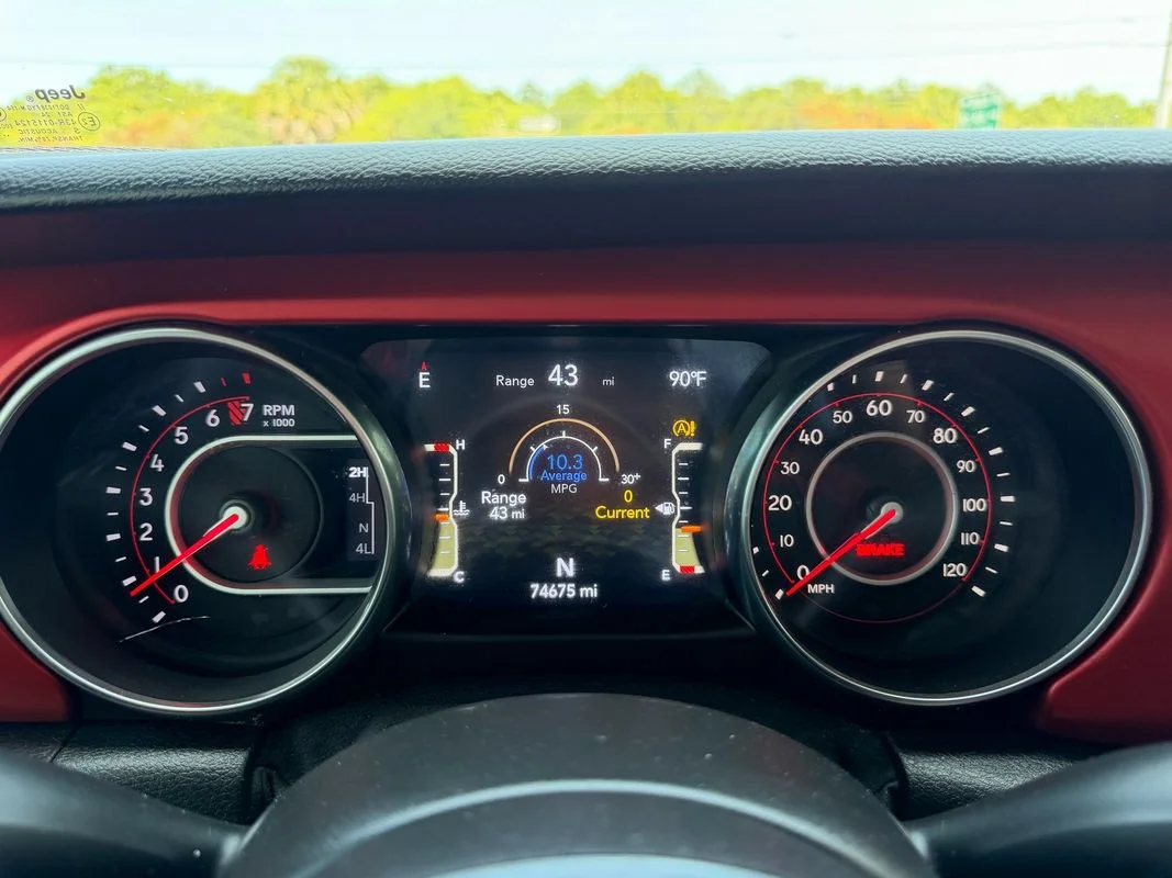 Used 2021  Jeep Rubicon 4x4 image 22