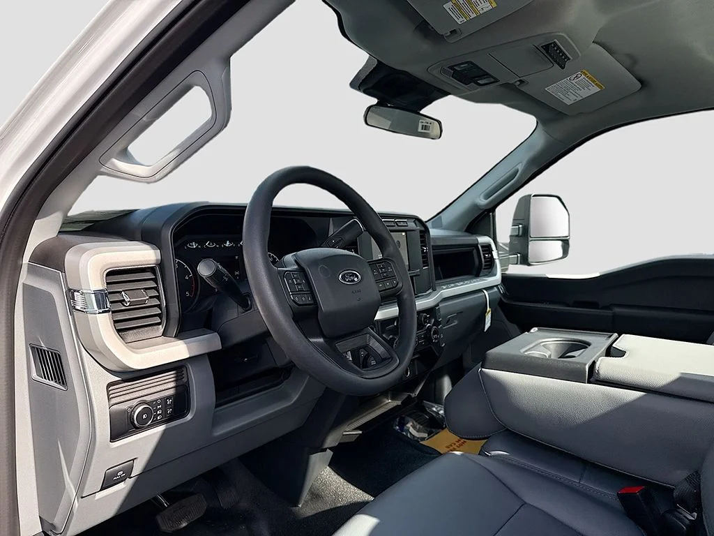 2024 Ford F-450 Super Duty Chassis Cab XL - Photo 15