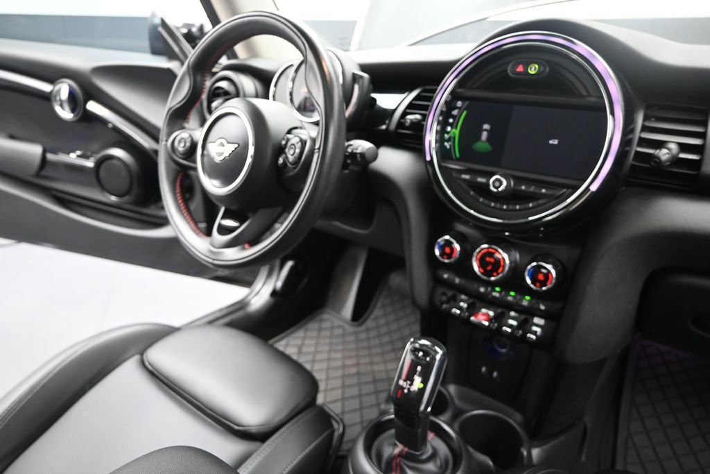Used 2020 Gray MINI Classic image 30