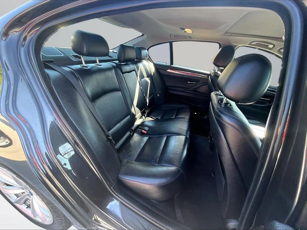 Used 2016 Gray BMW 528i xDrive image 27