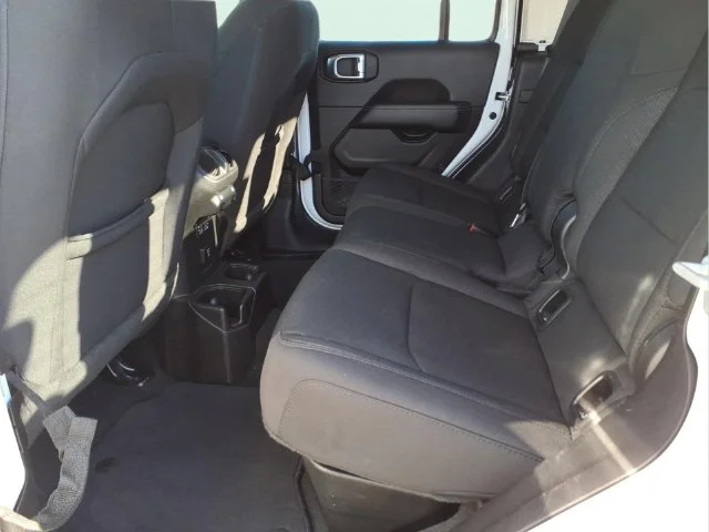 Used 2023 White Jeep Overland image 17