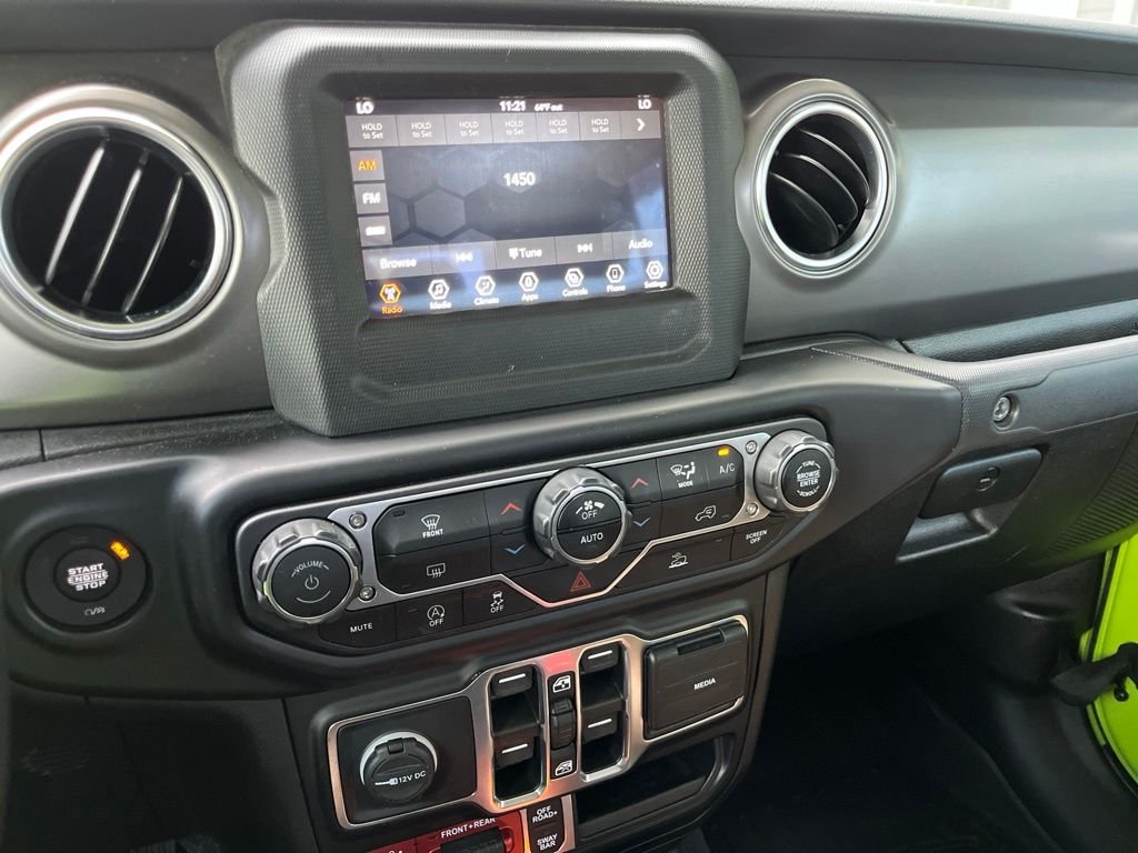 Used 2021 Limited Edition Gecko Clearcoat Jeep Rubicon image 31