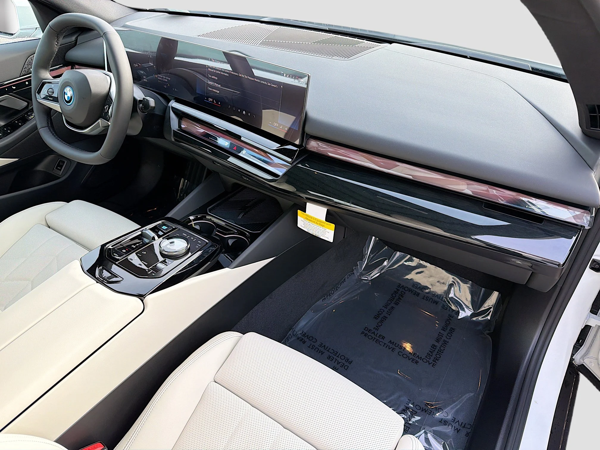 New 2026 Alpine White BMW eDrive40 image 14