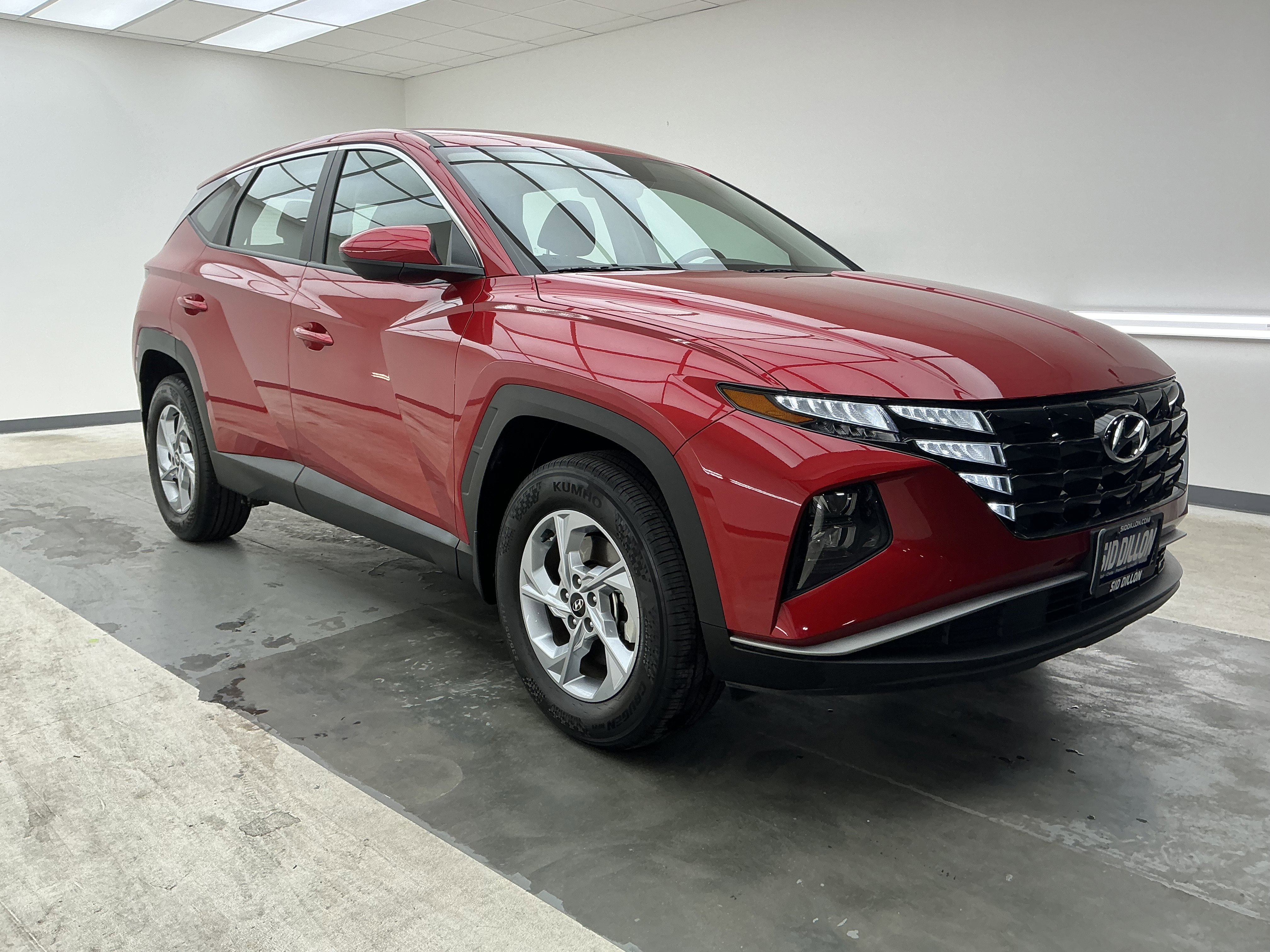 2023 Hyundai Tucson SE - Photo 3