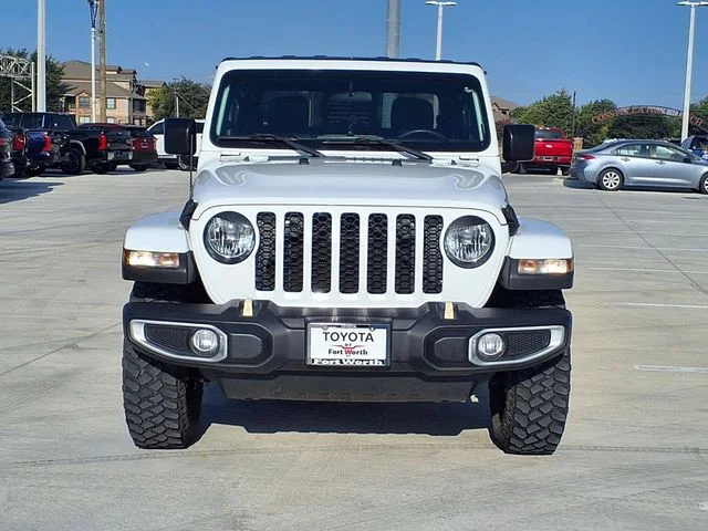 Used 2023 White Jeep Texas Trail image 1