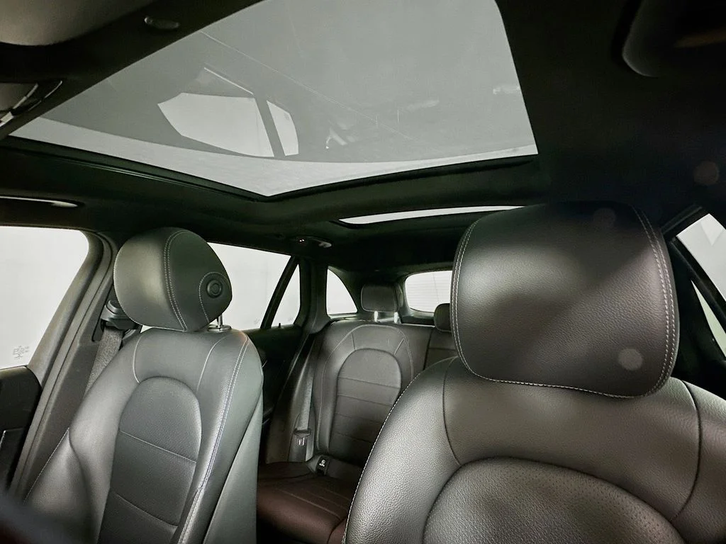 Used 2021 Black Mercedes-Benz GLC 300 image 21
