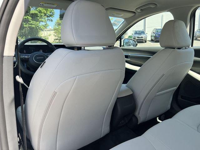 New 2026 White Hyundai SEL Sport image 31