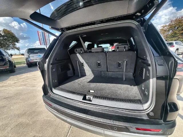 2026 Chevrolet Traverse LT - Photo 25