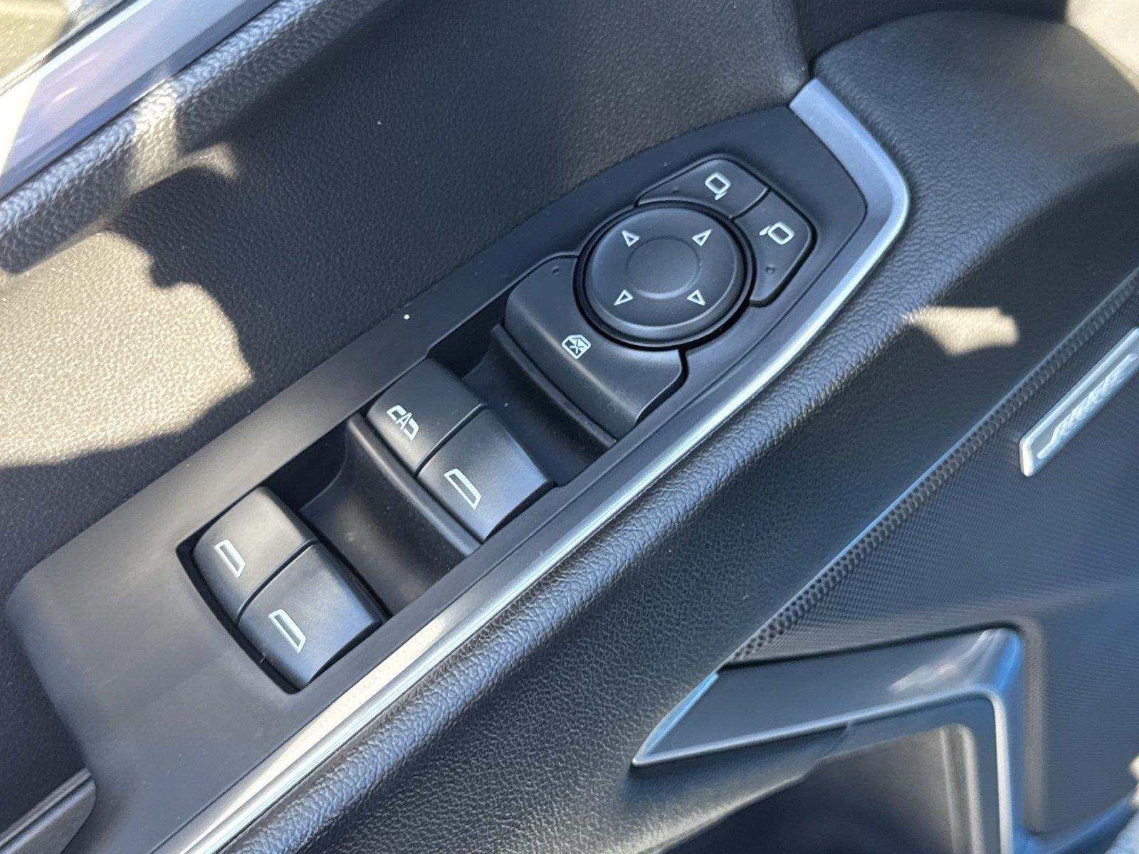 Used 2022 GLACIER BLUE METALLIC Chevrolet RST image 19