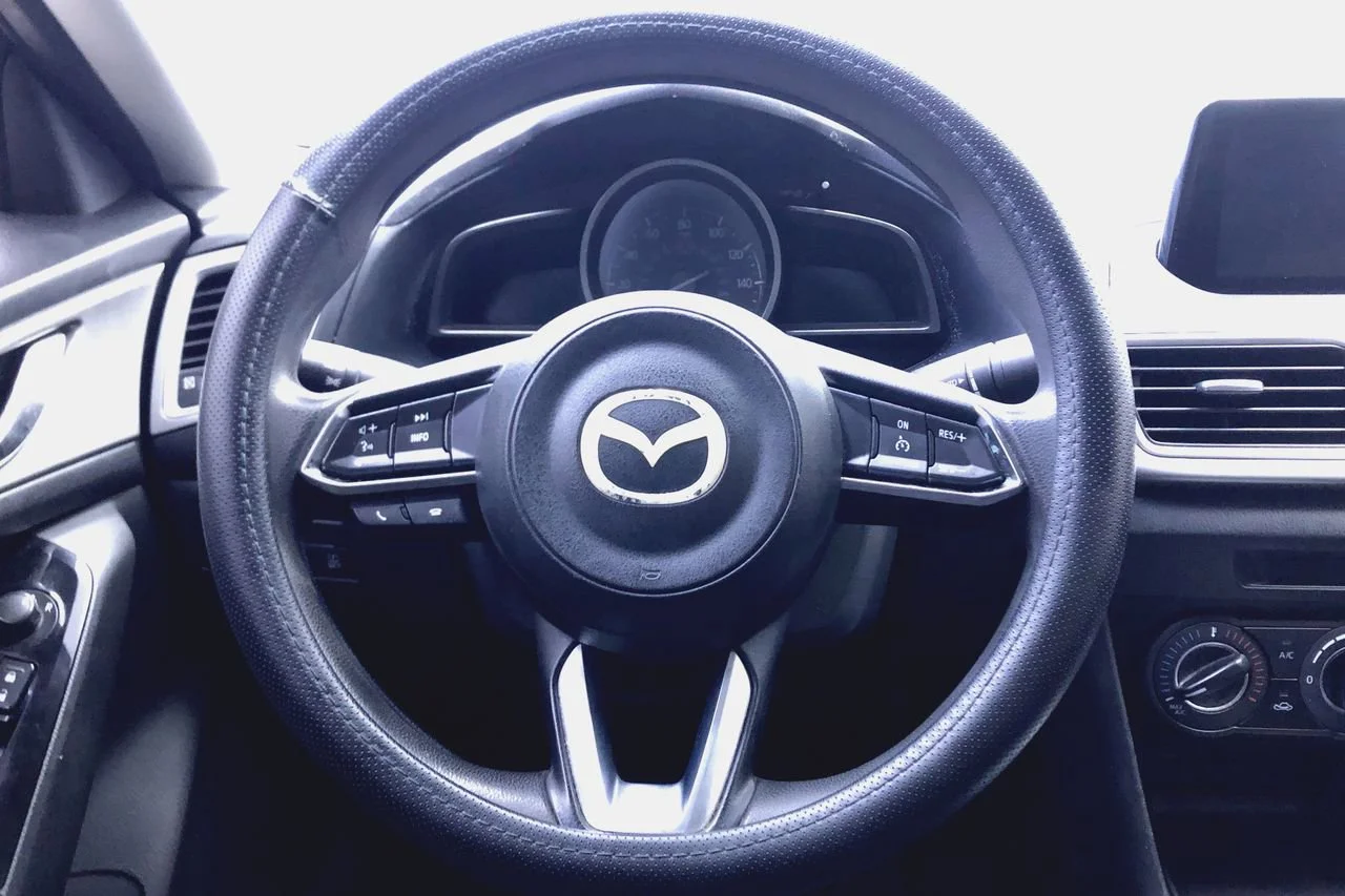 Used 2018 Machine Gray Mazda Sport image 21